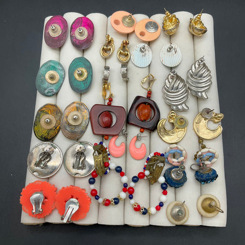 Vintage Costume Jewelry Lot 18 Pairs Earrings Pierced & Clip-On Signed Trifari