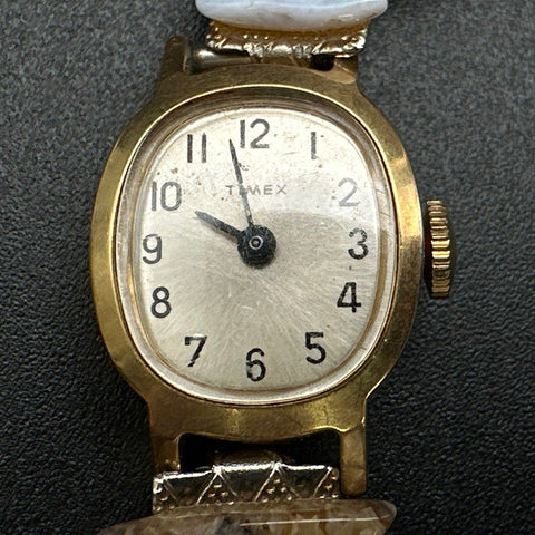 Vintage Timex Women's Wristwatch Lot of 4 Silver Gold Tone