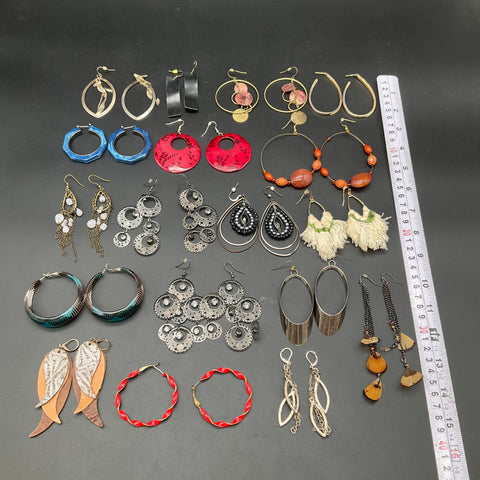 Fashion Costume Jewelry Earring Lot 17 Pairs Statement Boho Hoops Dangles