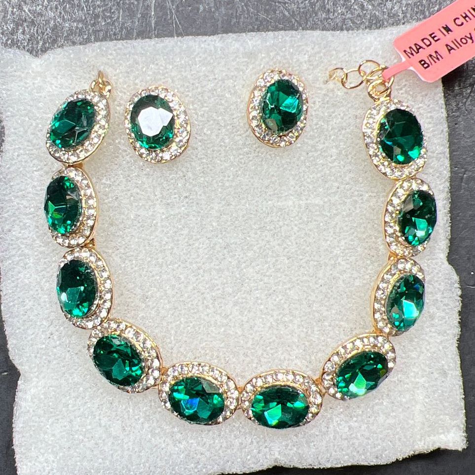 Green Glass & White Crystal Rhinestone Bracelet NIB