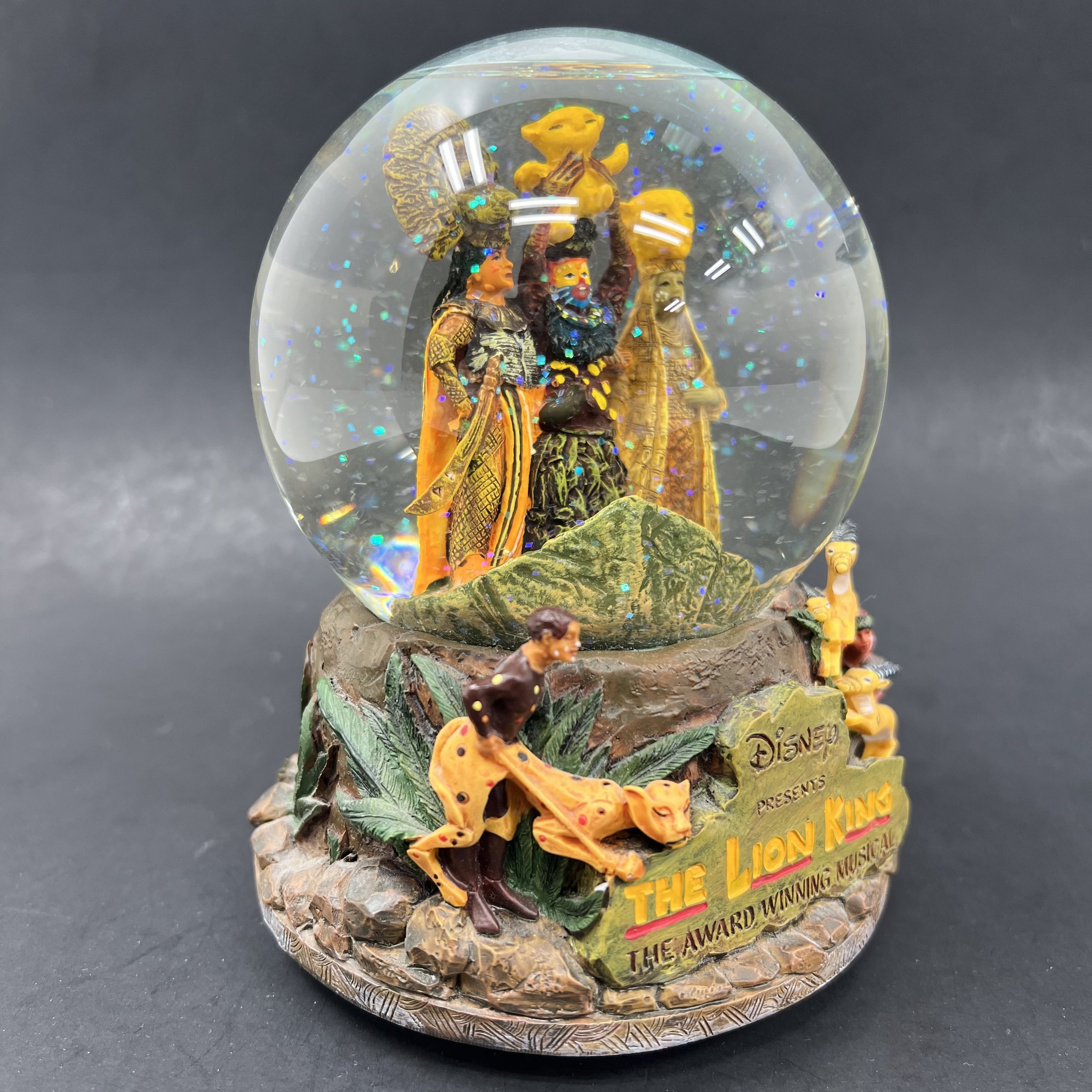 Disney Lion King Musical Collectible SnowGlobe Works Winds & Music Plays