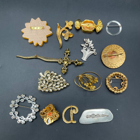 Vintage to Modern Costume Jewelry Lot 14 Brooches Pins Rhinestone Faux Pearl