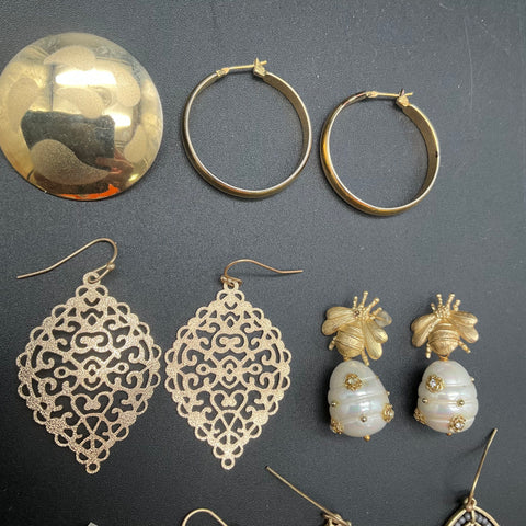Vintage Gold Tone Costume Jewelry Lot of 15 Pairs Filigree Pearl Earrings
