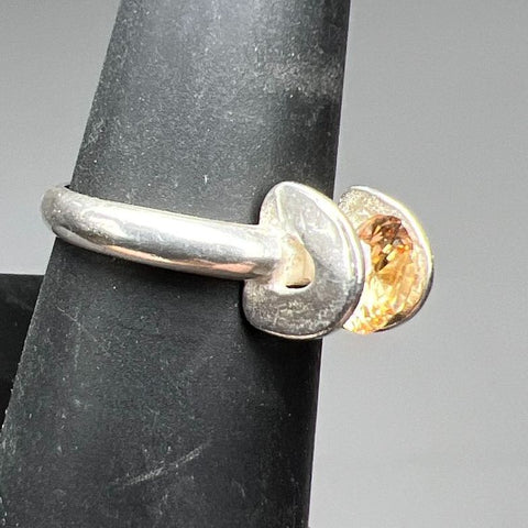 Sterling Silver Yellow Stone Ring Size 7.5 4.5g