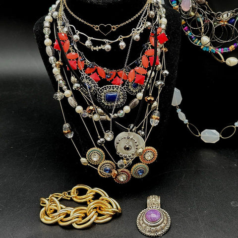 Vintage Modern Mixed Costume Jewelry Lot Gold Silver Tone Necklaces Earrings