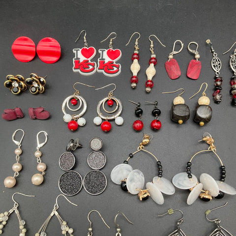 Vintage to Modern Costume Jewelry Lot 25 Pairs Earrings Hoops Dangles Studs