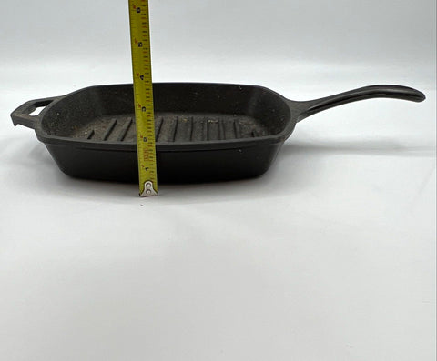 Lodge 10.5 Inch Cast Iron Square Grill Pan with Assist Handle Made in USA