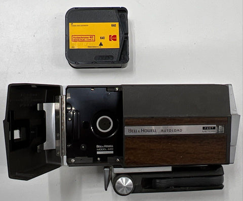 Vintage Bell & Howell Autoload 440 Super 8mm Movie Camera With Case