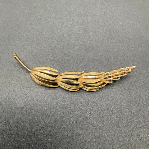 Vintage Crown Trifari Gold Tone Wheat Sheaf Brooch & Clip Earrings Set