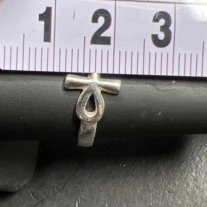925 Sterling Silver Ank Ring Size 7