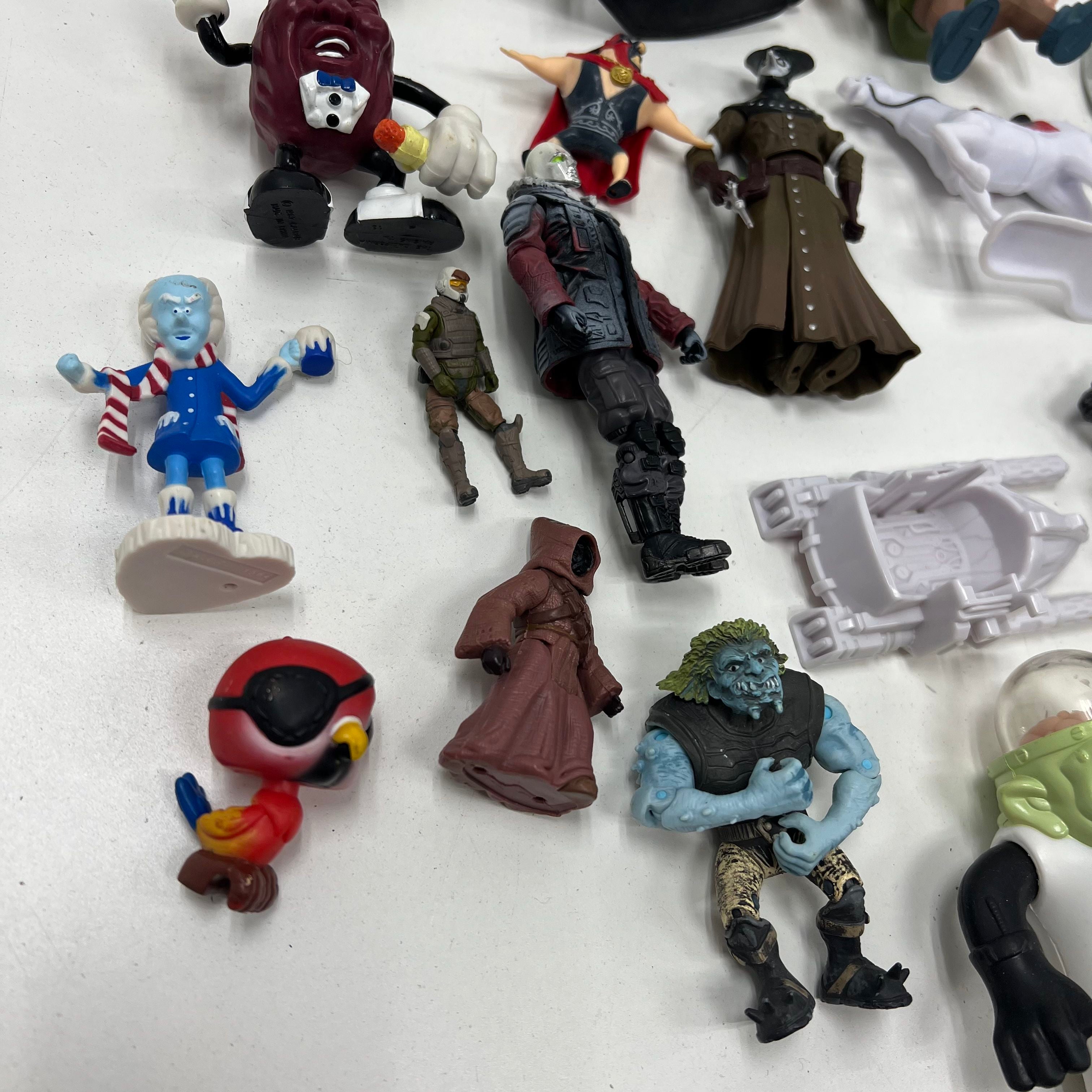 Mixed Toy Figure Lot 25pc Star Wars Disney Phineas & Ferb Action Figures