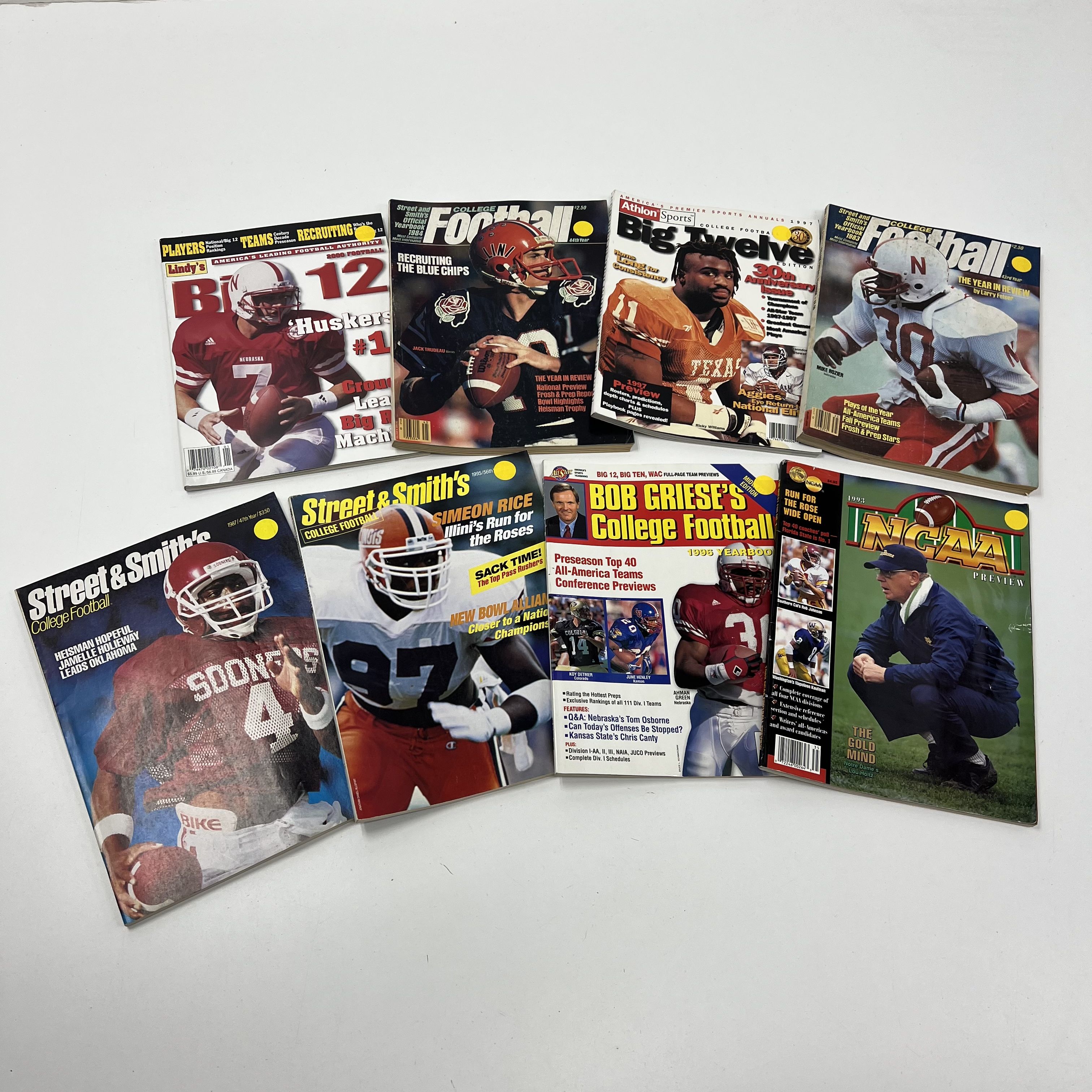 Lot Of Vintage College Football Magazines 1980-2000 Street & Smith's Football