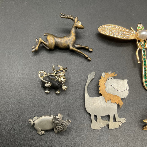 Vintage Animal Brooch Pin Lot of 8 Dragonfly Poodle Bird Lion Costume Jewelry