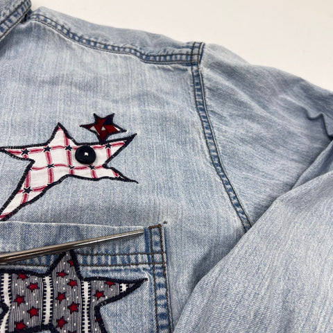Vintage Y2K Levi's Men's Star Embroidered Light Wash Denim Shirt Sz L