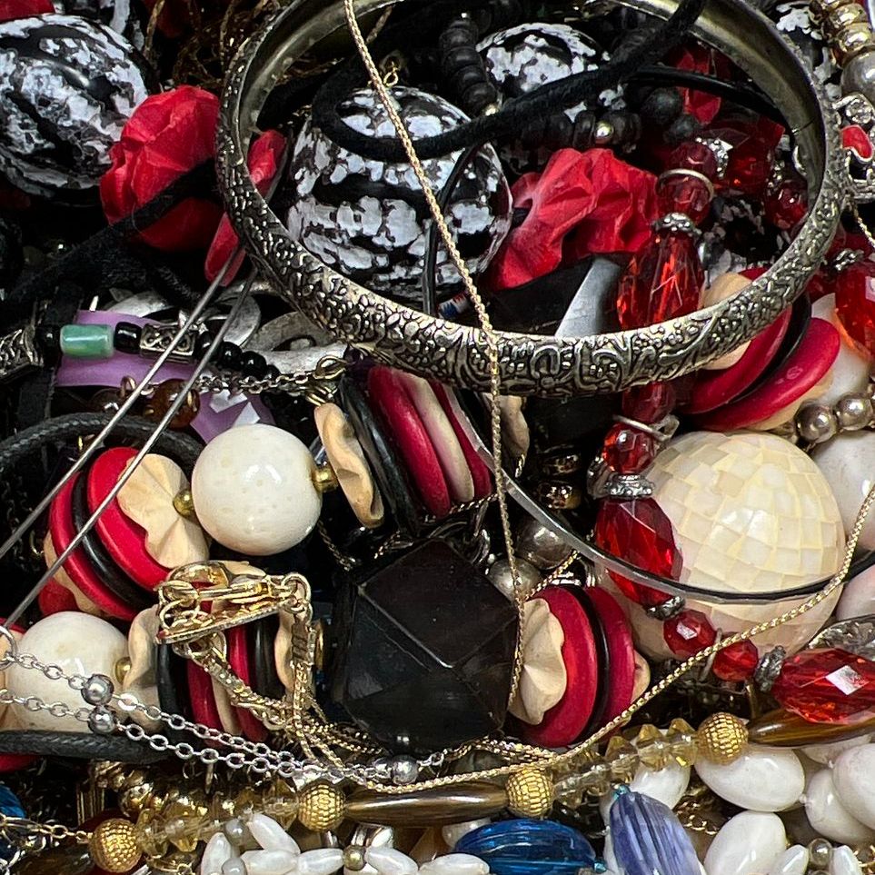 5 Lbs Costume Jewelry Grab Bag