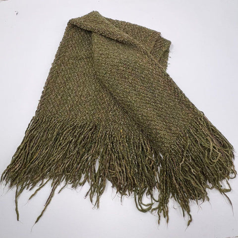 Pottery Barn Chunky Boucle Knit Throw Blanket Green Acrylic Blend Tassel Fringe