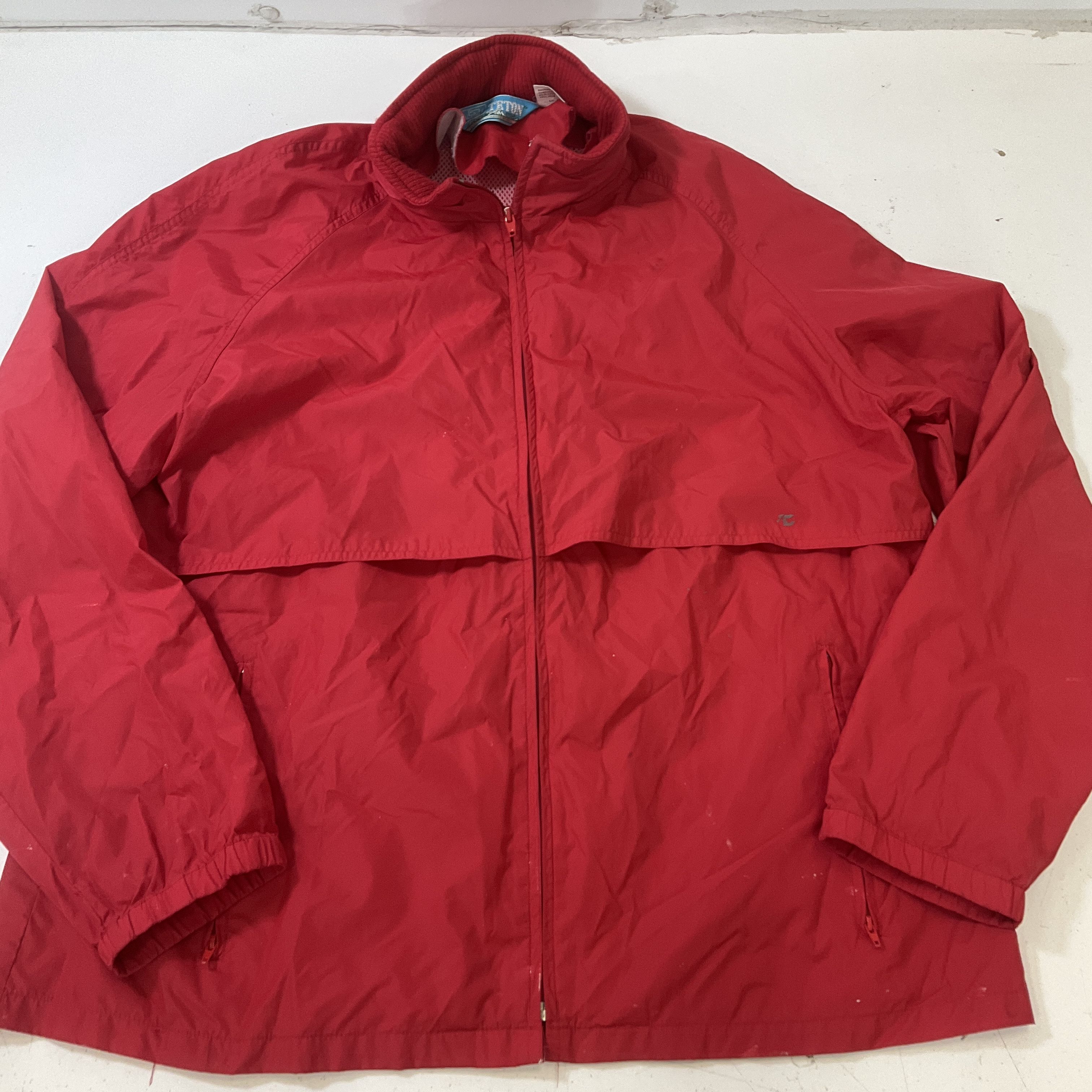 Woolrich Men's Red Teton Windbreaker Jacket Stow-able Hood Size Large Vintage