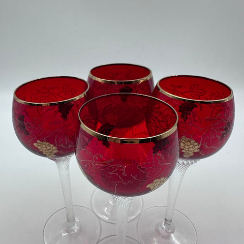 Vintage Ruby Red Wine Glasses 4 Piece Lot Etched Grapes Vines Gold Trim 7 In