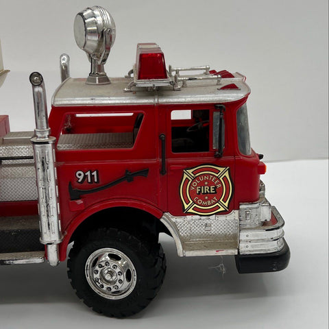 Large Remote Control Fire Truck Toy Lights Siren Extending Ladder Tethered