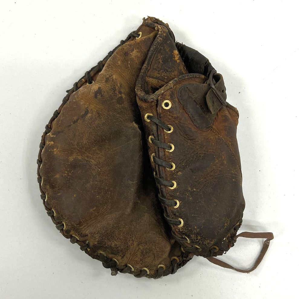 Antique Unbranded Brown Leather Baseball Glove No Markings with Buckle