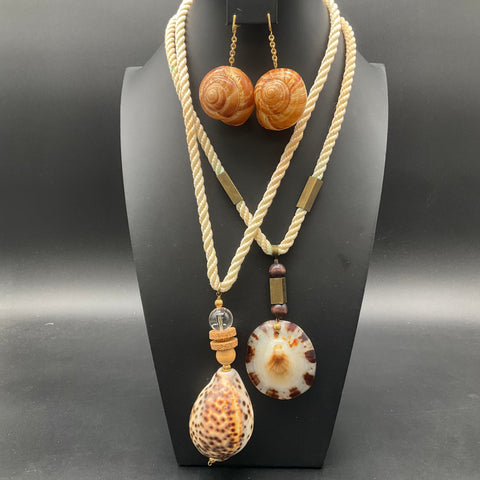 Vintage Nautical Natural Sea Shell Rope Necklace & Screw Back Earrings Set