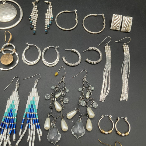 Vintage Modern Earring Jewelry Lot 23 Pairs Hoops Dangles Beaded Rhinestone