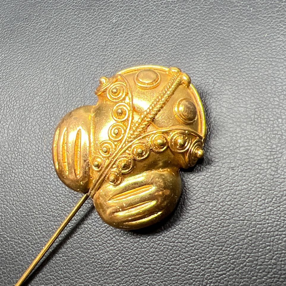 French Style Gold Tone Frog Pin