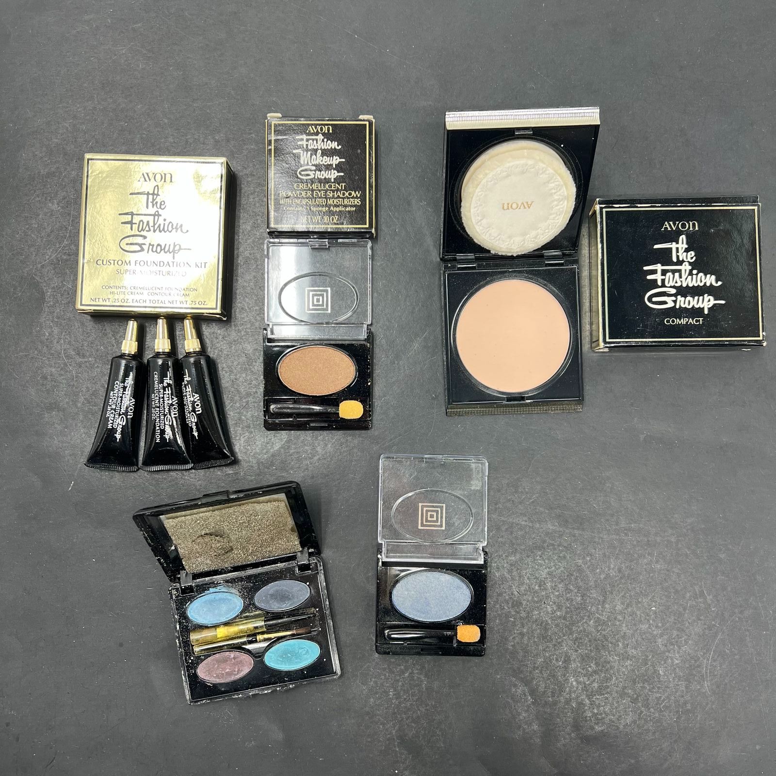 Vintage Avon The Fashion Group IOP NIB Compact Eyeshadow Foundation Lot of 5