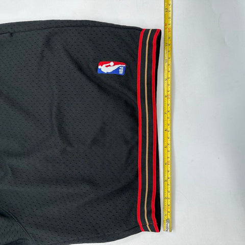 Mitchell & Ness Men's Philadelphia 76ers Hardwood Classics Shorts Black Sz L