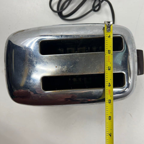 General Electric 139T81 Vintage 1950s Chrome Bakelite 2-Slice Toaster
