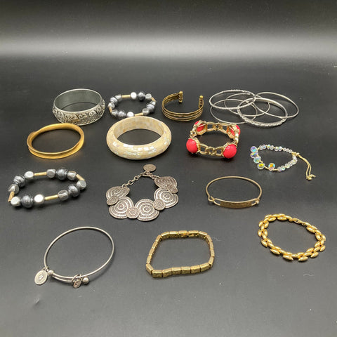 Vintage & Modern Bracelet Jewelry Lot 14pc Bangles Cuffs Shell Boho Styles
