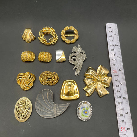 Vintage Lot 13 Scarf Slides Clips Gold Silver Tone Bow Floral Mixed Styles