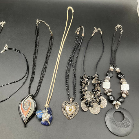 Mixed Costume Jewelry Lot 11 Necklaces Vintage to Modern Art Glass Stone 0.58lb