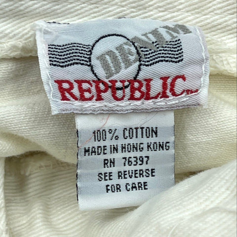 Vintage 90s Denim Republic Women's White High Waisted Belted Shorts NWT Sz 11/12