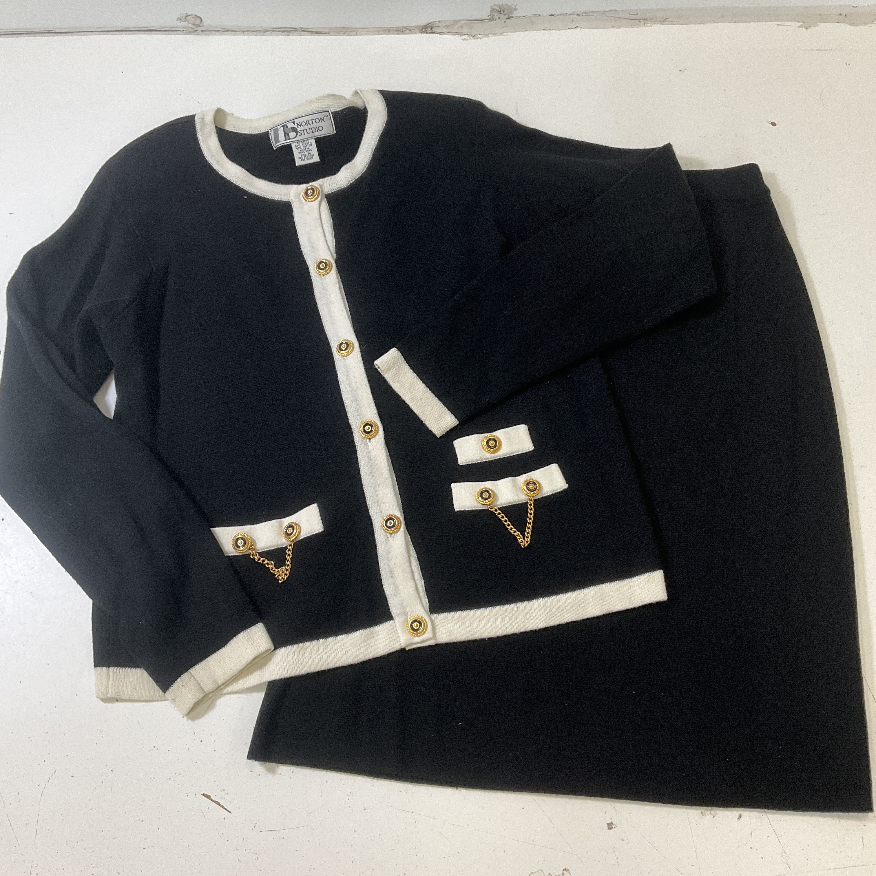 Vintage Norton Studio Black Sweater Knit Skirt Suit Sz M/L Jackie O 90s Does 60s