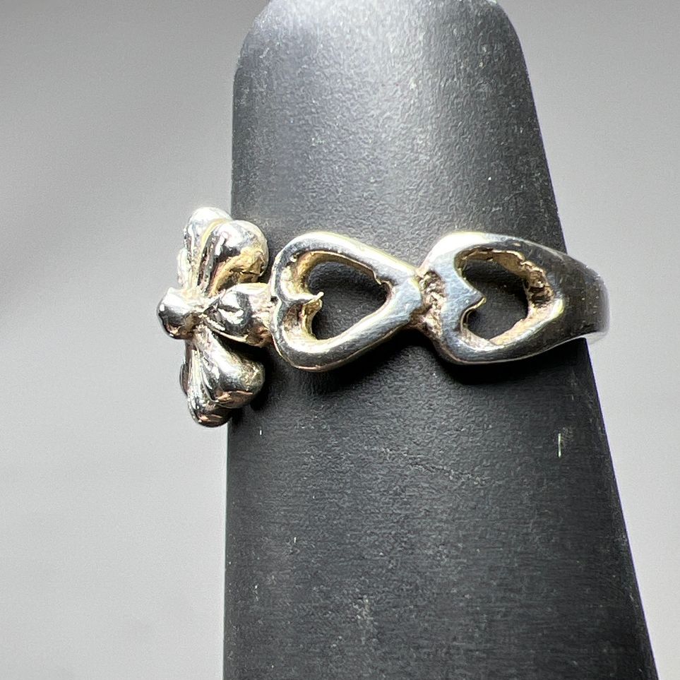 Small Flower Sterling Silver Ring Size 2