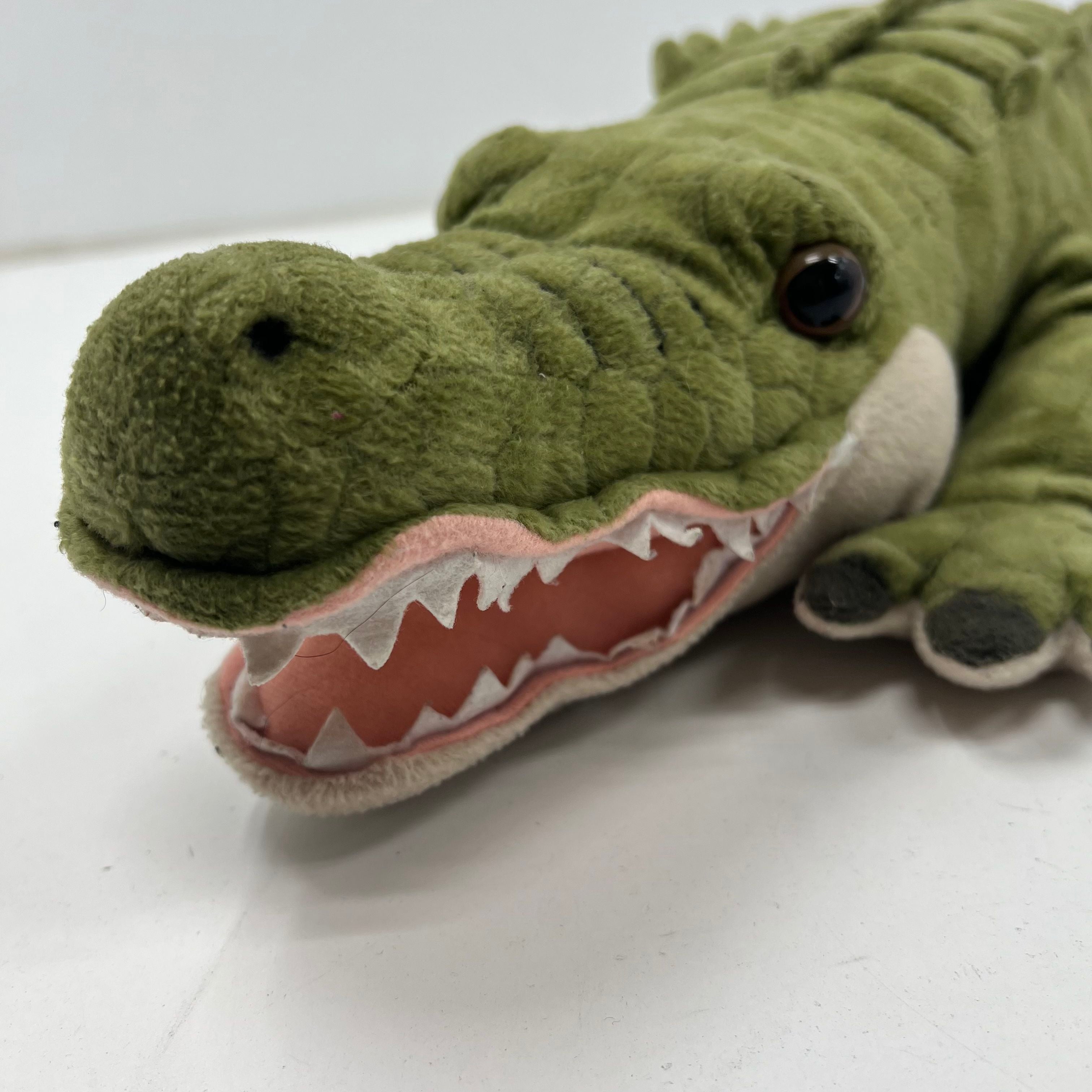 FAO Schwarz Large 25" Alligator Crocodile Green Stuffed Animal Plush Toy 2015