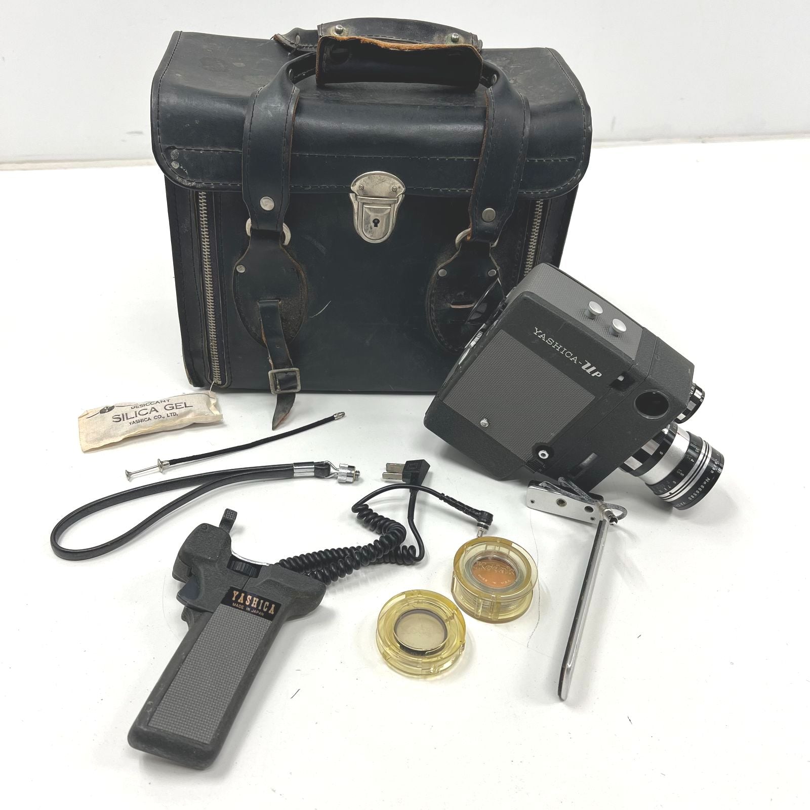 Yashica Umatic Power 8mm Movie Camera Untested AS-IS With Case Vintage Camera