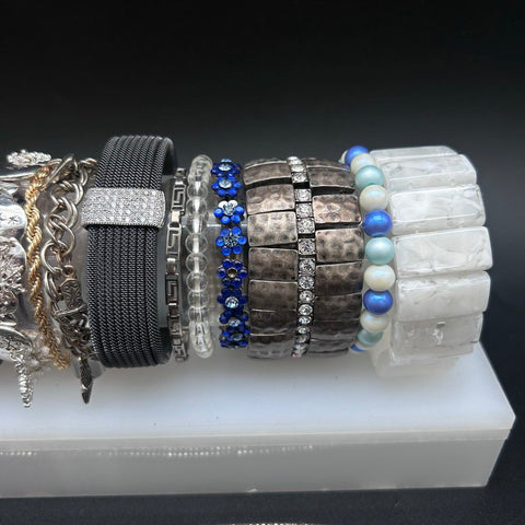 Costume Jewelry Bracelet Lot 40+ Pieces Bangles Cuffs Beaded Silver Gold Tone