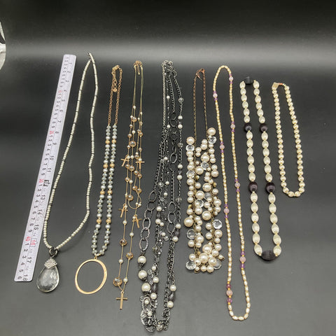 Vintage to Modern Costume Jewelry Necklace Lot 0.8 Lbs Pearl & Gold Tone Styles