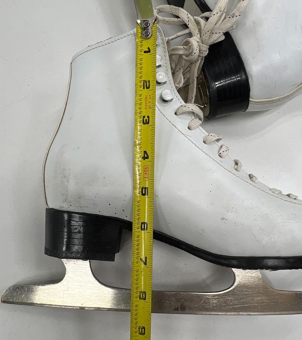 Classic White Figure Ice Skates Lace Up Boots with Blades Womens Size 9