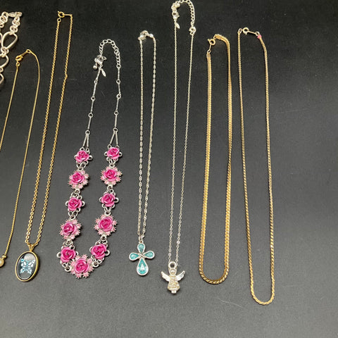 Vintage Avon Costume Jewelry Lot 11 Necklaces Gold Silver Tone Pendants Chains