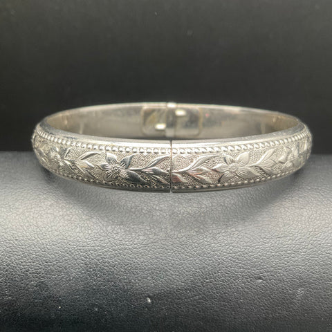 Vintage Whiting & Davis Silver Tone Floral Hinged Bangle Bracelet 6.25"