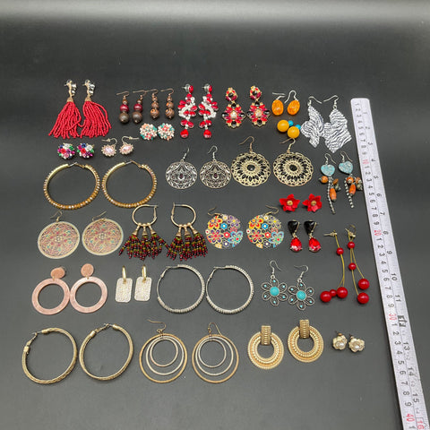 Vintage to Modern Mixed Costume Jewelry Earring Lot 0.76 lbs Hoops Dangles