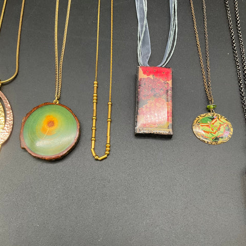 Fashion & Costume Jewelry Lot of 10 Necklaces Snake Cross Floral Pendants