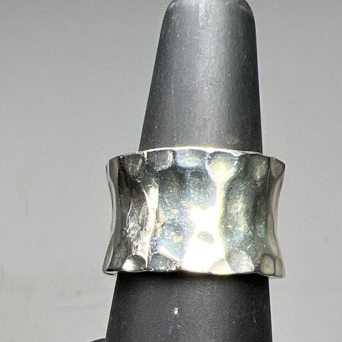 925 Sterling Silver Hammered Ring Size 7 10.52g
