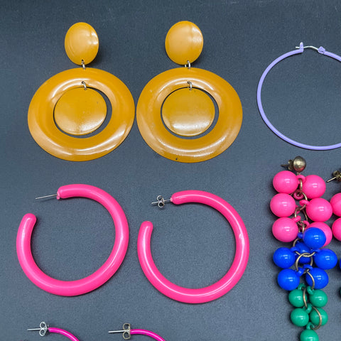 Vintage 80s Retro Pierced Earrings Fashion Jewelry Lot 20 Pairs Hoops Enamel