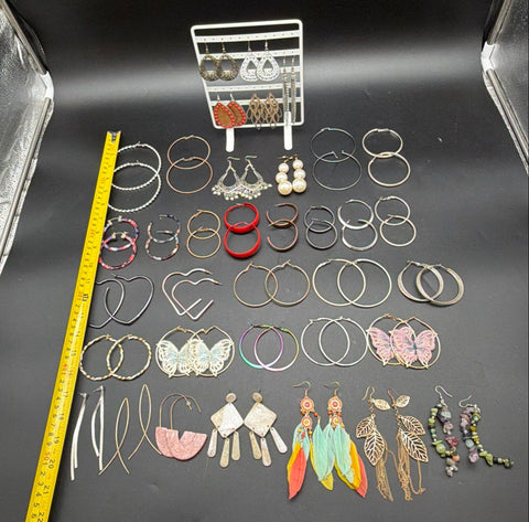 Mixed Fashion Earring Lot 1 lb Costume Jewelry Hoops Dangles Boho Styles