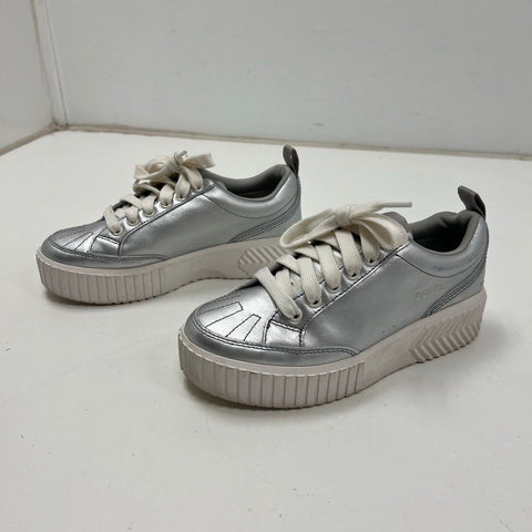 Sorel Out N About III Low Metallic Silver Waterproof Sneaker Women's Size 7