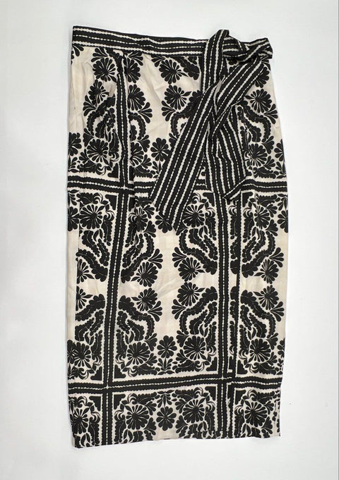 Antonio Melani Women's Black White Graphic Ornate Floral Wrap Skirt NWT Sz 14